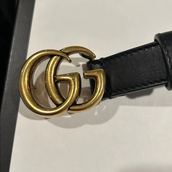 Authentic Gucci Black Leather Slim
GG Marmont Belt 409417 115/46 with Gift Box - Picture 7 of 11